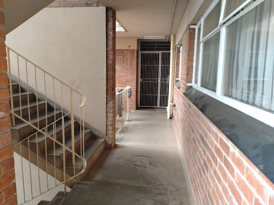 2 Bedroom Property for Sale in Bloemfontein Free State